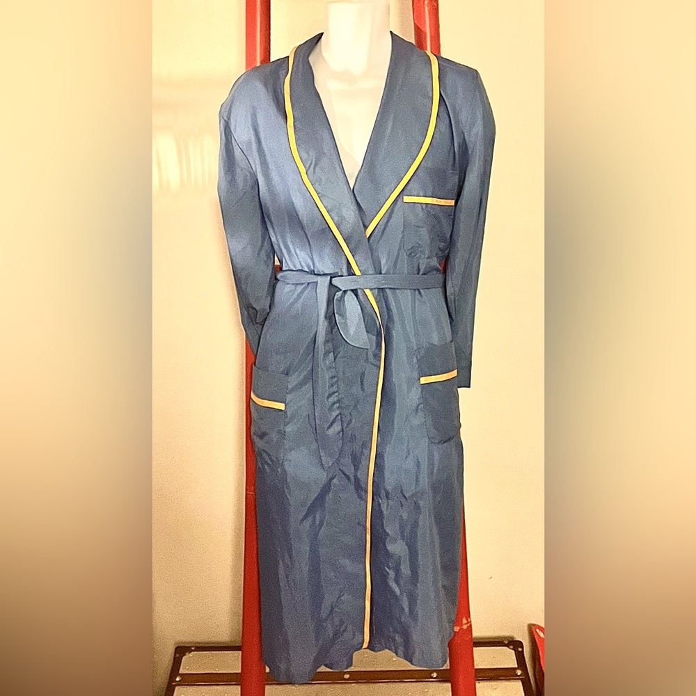 MCKENZIE IMPERIAL Vintage Blue Perma Press Light Weight Robe X Size : Medium